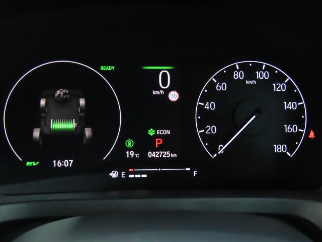 ヴェゼル e:HEVX 車検整備付 TVフル リアカメラ ETC 4WD メモリーナビ アルミホイール シートヒーター オートクルーズコントロール アイドリングストップ 衝突防止システム LEDヘッドランプ 横滑り防止装置(12枚目)