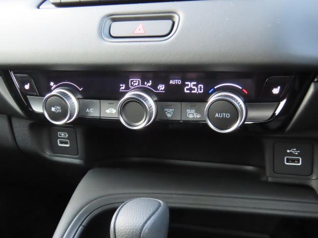 ヴェゼル e:HEVX 車検整備付 TVフル リアカメラ ETC 4WD メモリーナビ アルミホイール シートヒーター オートクルーズコントロール アイドリングストップ 衝突防止システム LEDヘッドランプ 横滑り防止装置(13枚目)