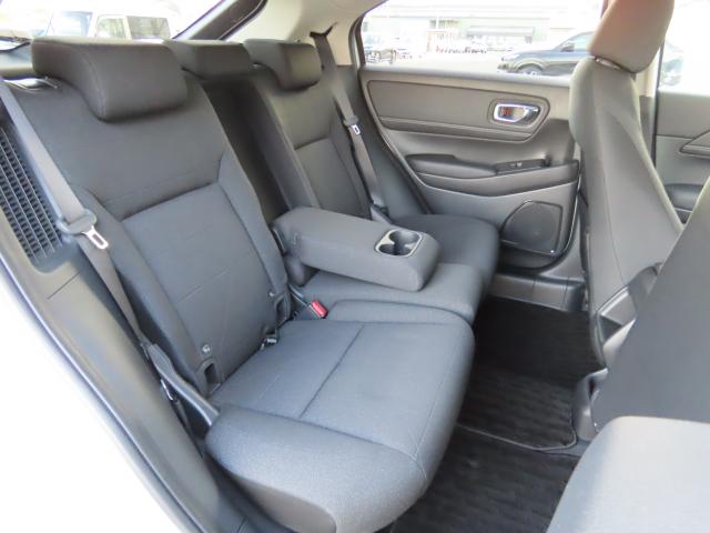 ヴェゼル e:HEVX 車検整備付 TVフル リアカメラ ETC 4WD メモリーナビ アルミホイール シートヒーター オートクルーズコントロール アイドリングストップ 衝突防止システム LEDヘッドランプ 横滑り防止装置(18枚目)