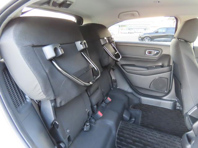 ヴェゼル e:HEVX 車検整備付 TVフル リアカメラ ETC 4WD メモリーナビ アルミホイール シートヒーター オートクルーズコントロール アイドリングストップ 衝突防止システム LEDヘッドランプ 横滑り防止装置(19枚目)