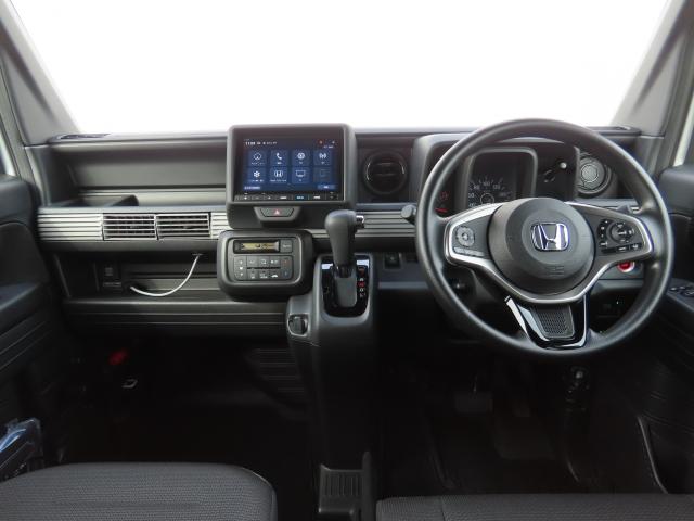 Ｎ－ＶＡＮ ファン　当社使用レンタカー　純正ナビ　夏冬タイヤ付　ドラレコ　ＴＶフル　リアカメラ　ＥＴＣ　４ＷＤ　両側スライドドア　オートクルーズコントロール　アイドリングストップ　ＵＳＢ入力端子　衝突防止システム　ＡＢＳ（11枚目）