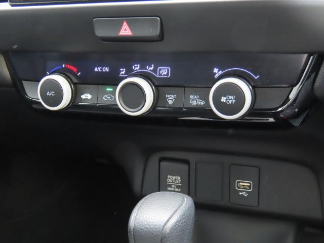 フィット ベーシック 車検整備付 純正ナビ リアカメラ ドラレコ ETC(14枚目)