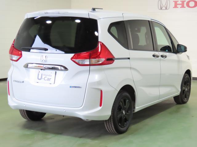 フリード+ハイブリッド ハイブリッドGブラックスタイル 当社使用レンタカー 純正9インチナビ 夏冬タイヤ付 ドラレコ TVフル リアカメラ ETC(8枚目)