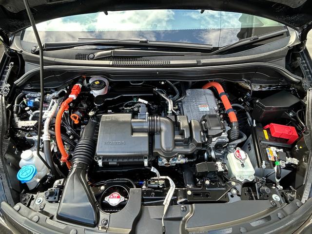 フィット e:HEVホーム 当社試乗車 純正9インチナビ 夏冬タイヤ付 ドラレコ TVフル リアカメラ ETC(10枚目)
