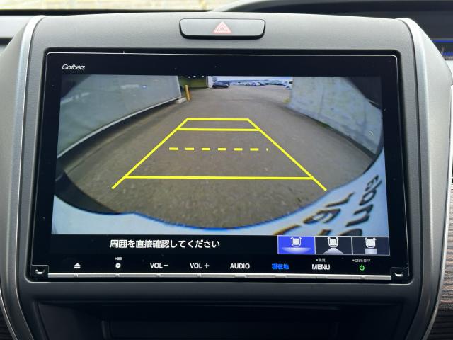 フリードハイブリッド ハイブリッド・クロスターブラックスタイル 当社使用レンタカー 純正9インチナビ 夏冬タイヤ付 ドラレコ TVフル リアカメラ ETC(17枚目)