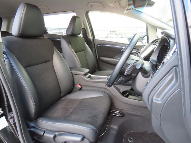 シャトル ハイブリッドXホンダセンシング 車検整備付 純正8インチナビ 前後ドラレコ 夏冬タイヤ付 リアカメラ ETC(18枚目)