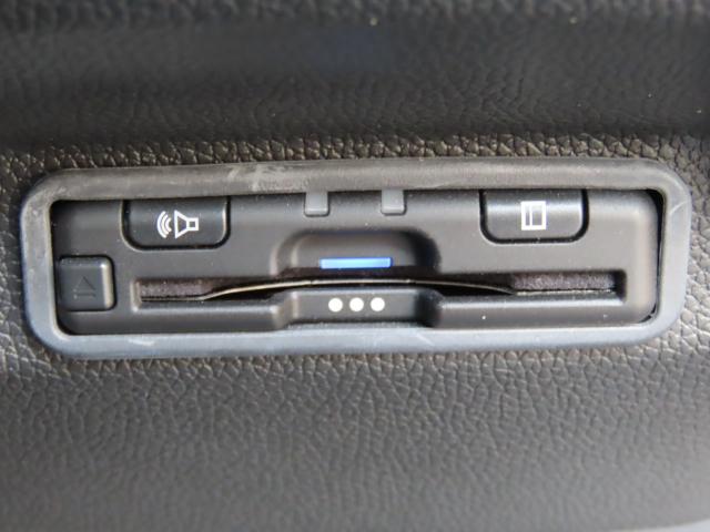 フリードハイブリッド ハイブリッド・Ｇブラックスタイル　車検整備付　純正８インチナビ　夏冬タイヤ　前後ドラレコ　エンスタ　ＴＶフル　リアカメラ　ＥＴＣ（16枚目）