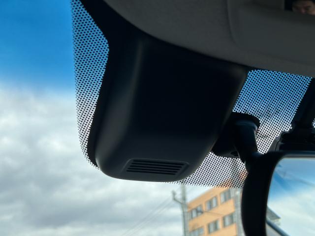 フリード+ハイブリッド ハイブリッドGブラックスタイル 当社使用レンタカー 純正9インチナビ 夏冬タイヤ付 ドラレコ TVフル リアカメラ ETC(2枚目)