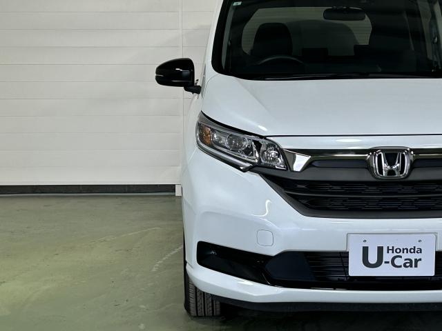 フリード＋ハイブリッド ハイブリッドＧブラックスタイル　当社使用レンタカー　純正９インチナビ　夏冬タイヤ付　ＴＶフル　リアカメラ　ＥＴＣ（9枚目）