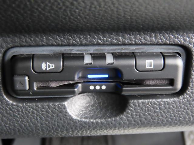 N-WGNカスタム L 当社試乗車 純正8インチナビ 夏冬タイヤ付 前後ドラレコ TVフル リアカメラ ETC(16枚目)