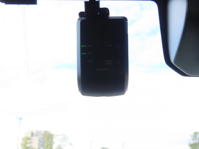 N-VAN G 当社使用レンタカー 純正ナビ 夏冬タイヤ付 ドラレコ TVフル ETC(4枚目)