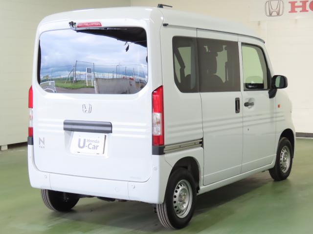 N-VAN G 当社使用レンタカー 純正ナビ 夏冬タイヤ付(8枚目)