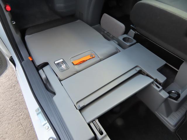 N-VAN G 当社使用レンタカー 純正ナビ 夏冬タイヤ付(20枚目)