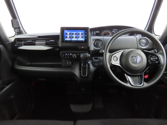 Ｎ－ＢＯＸカスタム Ｌ　純正ナビ　ＴＶフル　リアカメラ　ＥＴＣ　４ＷＤ　両側スライド・片側電動　アルミホイール　シートヒーター　オートクルーズコントロール　アイドリングストップ　ＵＳＢ入力端子　衝突防止システム（11枚目）