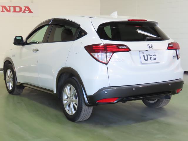 ヴェゼル ハイブリッドＸ　純正ナビ　夏冬タイヤ付　ＴＶフル　リアカメラ　ＥＴＣ（6枚目）