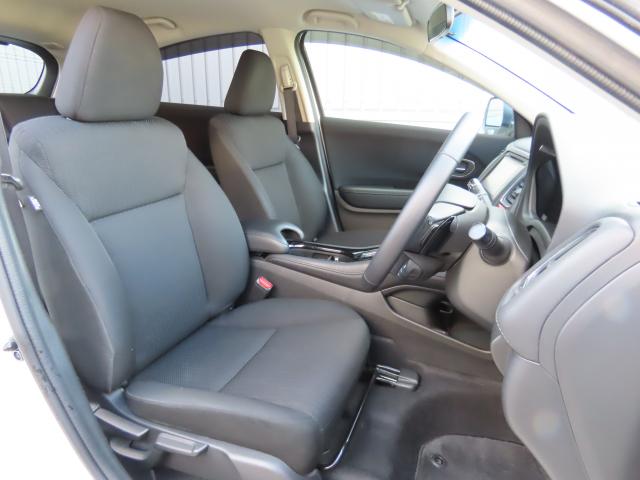 ヴェゼル ハイブリッドＸ　純正ナビ　夏冬タイヤ付　ＴＶフル　リアカメラ　ＥＴＣ（18枚目）