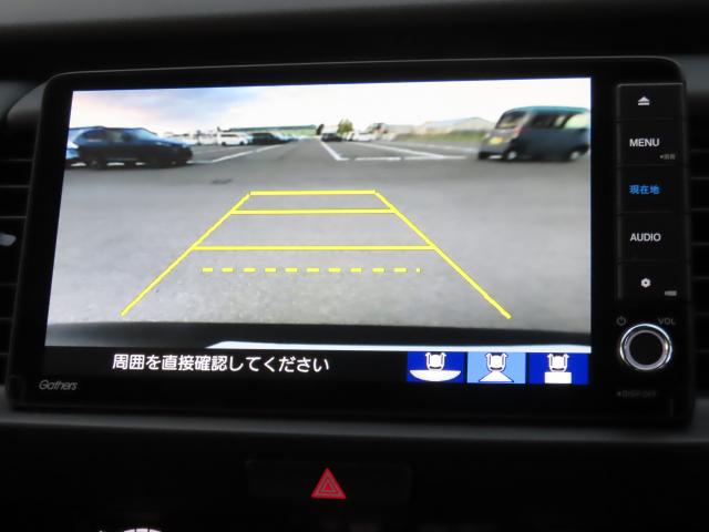 フィット e:HEVホームブラックスタイル 当社使用レンタカー 純正9インチナビ 夏冬タイヤ付 ドラレコ TVフル リアカメラ ETC(16枚目)