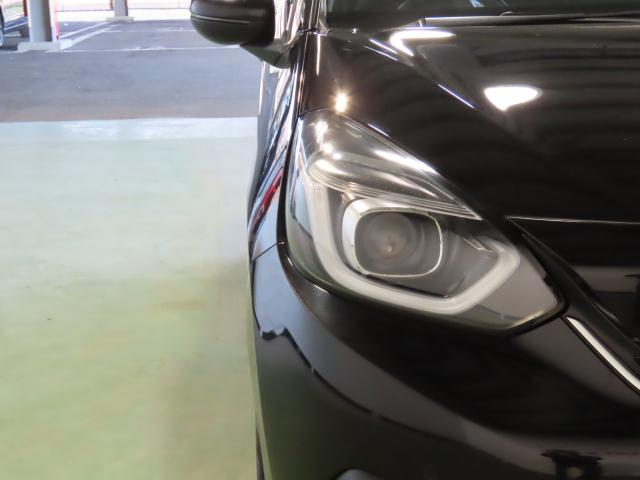 フィット ｅ：ＨＥＶホーム　純正８インチナビ　ＴＶフル　リアカメラ　夏冬タイヤ付　ＥＴＣ（9枚目）