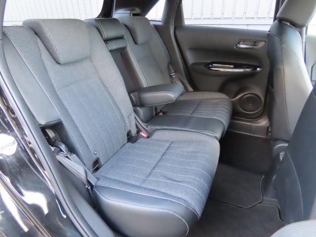 フィット ｅ：ＨＥＶホーム　純正８インチナビ　ＴＶフル　リアカメラ　夏冬タイヤ付　ＥＴＣ（19枚目）