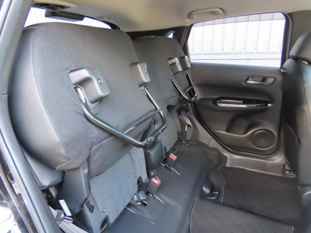 フィット ｅ：ＨＥＶホーム　純正８インチナビ　ＴＶフル　リアカメラ　夏冬タイヤ付　ＥＴＣ（20枚目）