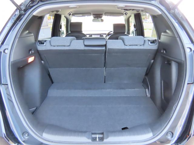 フィット ｅ：ＨＥＶホーム　純正８インチナビ　ＴＶフル　リアカメラ　夏冬タイヤ付　ＥＴＣ（21枚目）