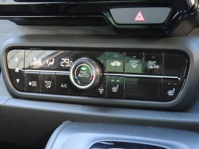 Ｎ－ＯＮＥ プレミアムツアラー　当社使用レンタカー　純正８インチナビ　夏冬タイヤ付　ＴＶフル　リアカメラ　ＥＴＣ（14枚目）