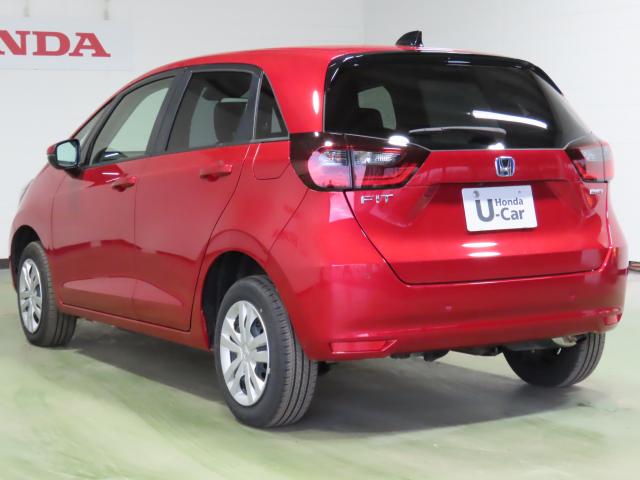 フィット e:HEVホーム 当社使用レンタカー 純正9インチナビ 夏冬タイヤ付 TVフル リアカメラ ETC(7枚目)