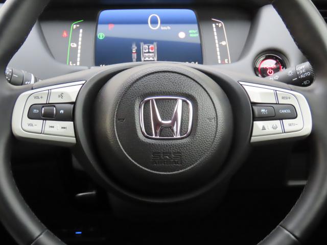 フィット e:HEVホーム 当社使用レンタカー 純正9インチナビ 夏冬タイヤ付 TVフル リアカメラ ETC(12枚目)