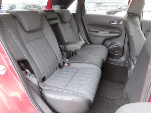 フィット e:HEVホーム 当社使用レンタカー 純正9インチナビ 夏冬タイヤ付 TVフル リアカメラ ETC(19枚目)