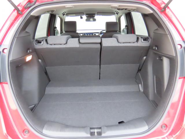 フィット e:HEVホーム 当社使用レンタカー 純正9インチナビ 夏冬タイヤ付 TVフル リアカメラ ETC(21枚目)