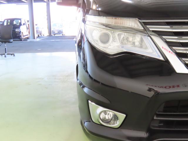 セレナ ハイウェイスターＶセレクション＋セーフティ　日産ナビ　アルパインリアモニター　夏冬タイヤ付　ＴＶフル　ＥＴＣ　４ＷＤ　アルミホイール　アイドリングストップ　ＬＥＤヘッドランプ　スマートキー　横滑り防止装置　エアバッグ　エアコン（8枚目）