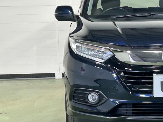 ＬＥＤヘッドライトは、点灯の瞬間から光量を発揮し、突然暗くなるトンネルなどでの安定感を高めます。