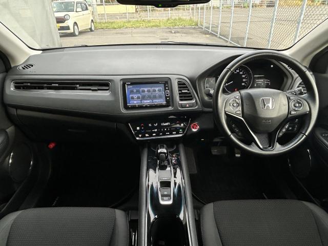 視認性に優れたインパネ周り、視界のよさも安全性の向上に一役かってます。