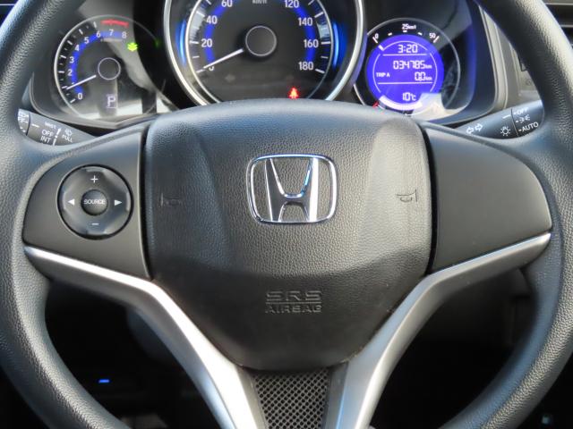 フィット １３Ｇ・Ｌパッケージ　純正ナビ　ドラレコ　エンスタ　夏冬タイヤ付　ＴＶフル　リアカメラ　ＥＴＣ（13枚目）