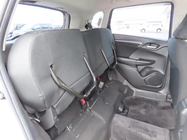 フィット １３Ｇ・Ｌパッケージ　純正ナビ　ドラレコ　エンスタ　夏冬タイヤ付　ＴＶフル　リアカメラ　ＥＴＣ（21枚目）