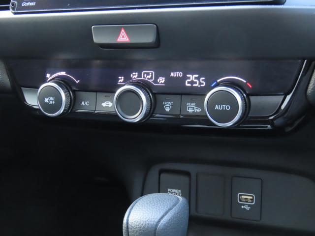 フィット ホーム 4WD メモリーナビ ETC バックカメラ フルセグ オートクルーズコントロール DVD再生 アイドリングストップ USB入力端子 衝突防止システム LEDヘッドランプ ドライブレコーダー(17枚目)