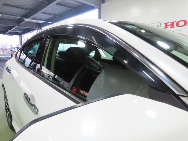 ドアバイザー装着♪　雨の日の換気などに効果を発揮！