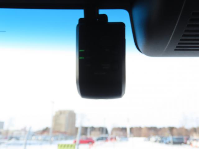 Ｎ－ＢＯＸカスタム Ｌスタイル＋ブラック　車検整備付　純正ナビ　ＴＶフル　リアカメラ　エンスタ　前後ドラレコ（6枚目）