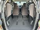 リヤシートを前に倒すとご覧のような広大なラゲッジスペースが作れます。是非一度実車でご確認下さい。