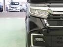 LEDヘッドライトは、点灯の瞬間から光量を発揮し、突然暗くなるトンネルなどでの安定感を高めます。