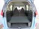リヤシートを前に倒すとご覧のような広大なラゲッジスペースが作れます。是非一度実車でご確認下さい。