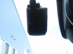 ���Τκݤ��軰�Ԥ��ܤǵҴ�Ū�ʾڵ򤬻Ĥ�ɥ饤�֥쥳�������դǤ��� 4