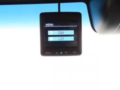 ���Τκݤ��軰�Ԥ��ܤǵҴ�Ū�ʾڵ򤬻Ĥ�ɥ饤�֥쥳�������դǤ��� 5