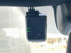 ���Τκݤ��軰�Ԥ��ܤǵҴ�Ū�ʾڵ򤬻Ĥ�ɥ饤�֥쥳�������դǤ��� 5