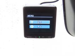 ���Τκݤ��軰�Ԥ��ܤǵҴ�Ū�ʾڵ򤬻Ĥ�ɥ饤�֥쥳�������դǤ��� 6