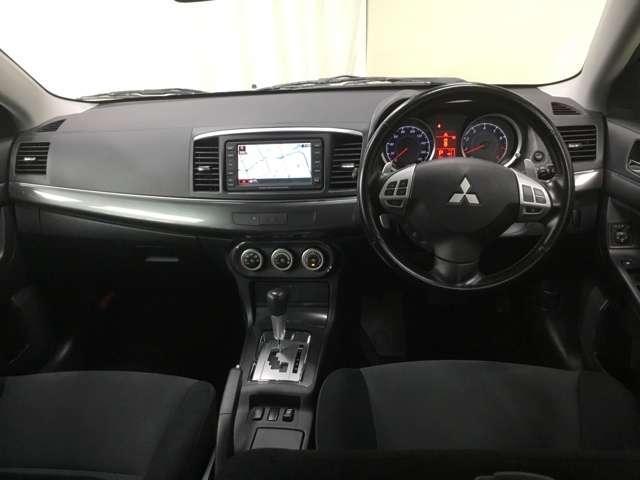 2.0 スポーツ ナビパッケージ 4WD(4枚目)