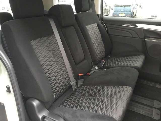 アーバンギア 2.2 G ディーゼルターボ 4WD(15枚目)