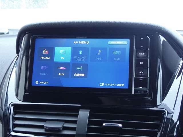 エクリプスクロスＰＨＥＶ Ｇ　サンルーフ　革シート　急速充電　ＡＣ１００Ｖ電源　ＬＥＤ　全席シートヒーター　スポイラーパッケージ　バックカメラ　ナビ　ＴＶ　ブルートゥース接続　認定中古車保証付き（10枚目）