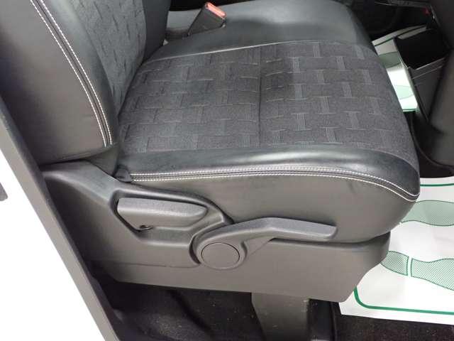 デリカミニ Ｔ　プレミアム（14枚目）