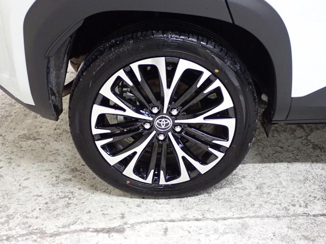 �ă^�C���̏��ҁB�����̃A���~�z�C�[���t���ł��B